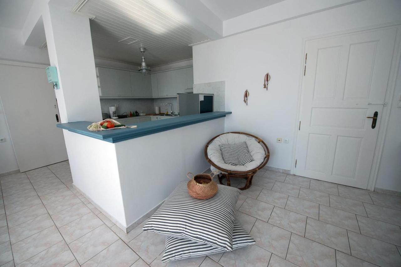 Aquarella-Stylish Veranda Apartment In Centre Of Poros Town Exterior foto